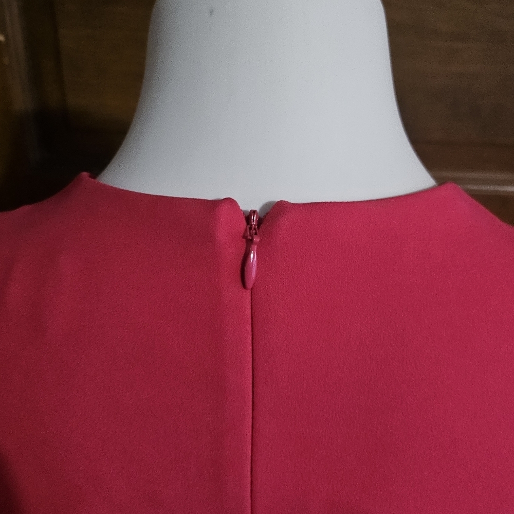 Eliza J Sleeveless Stretch Crepe Shift dress with Bow detail Hot Pink Size 4 - Picture 11 of 16